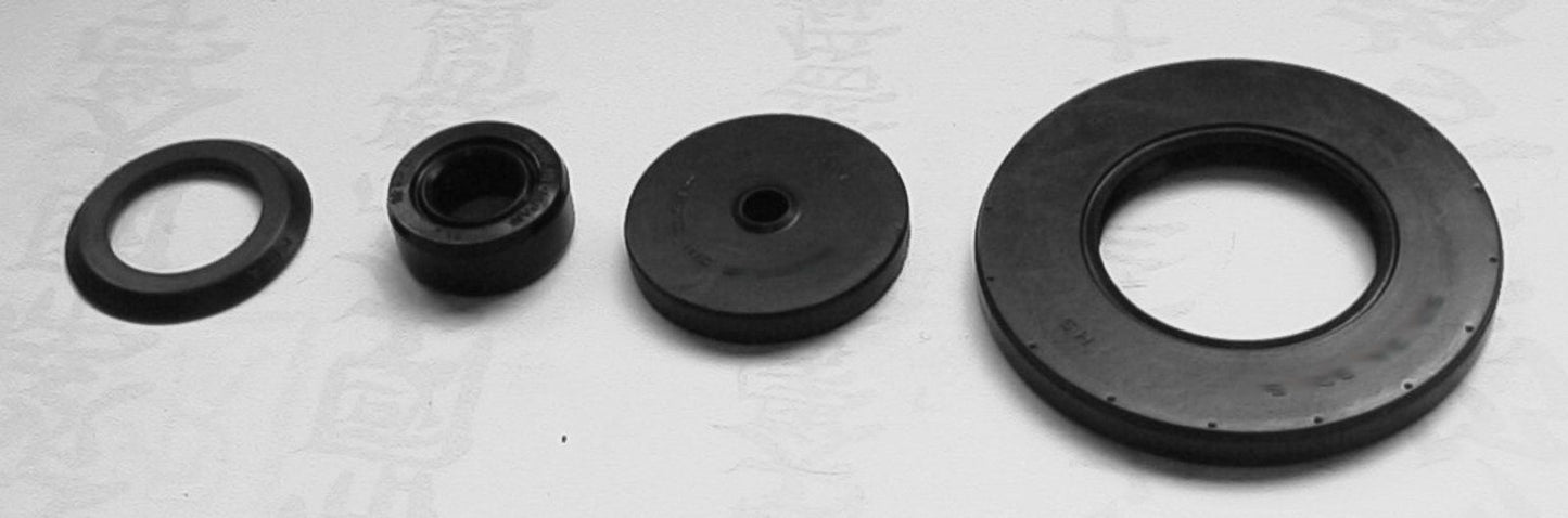 TourMax Engine Oil Seal Kit Suzuki GSX750F 89-00, GSX-R1100 86-88, GSF600 Bandit 95-00, GSX600F 88-00, GSF1200 Bandit 96-00 (4 Seals)
