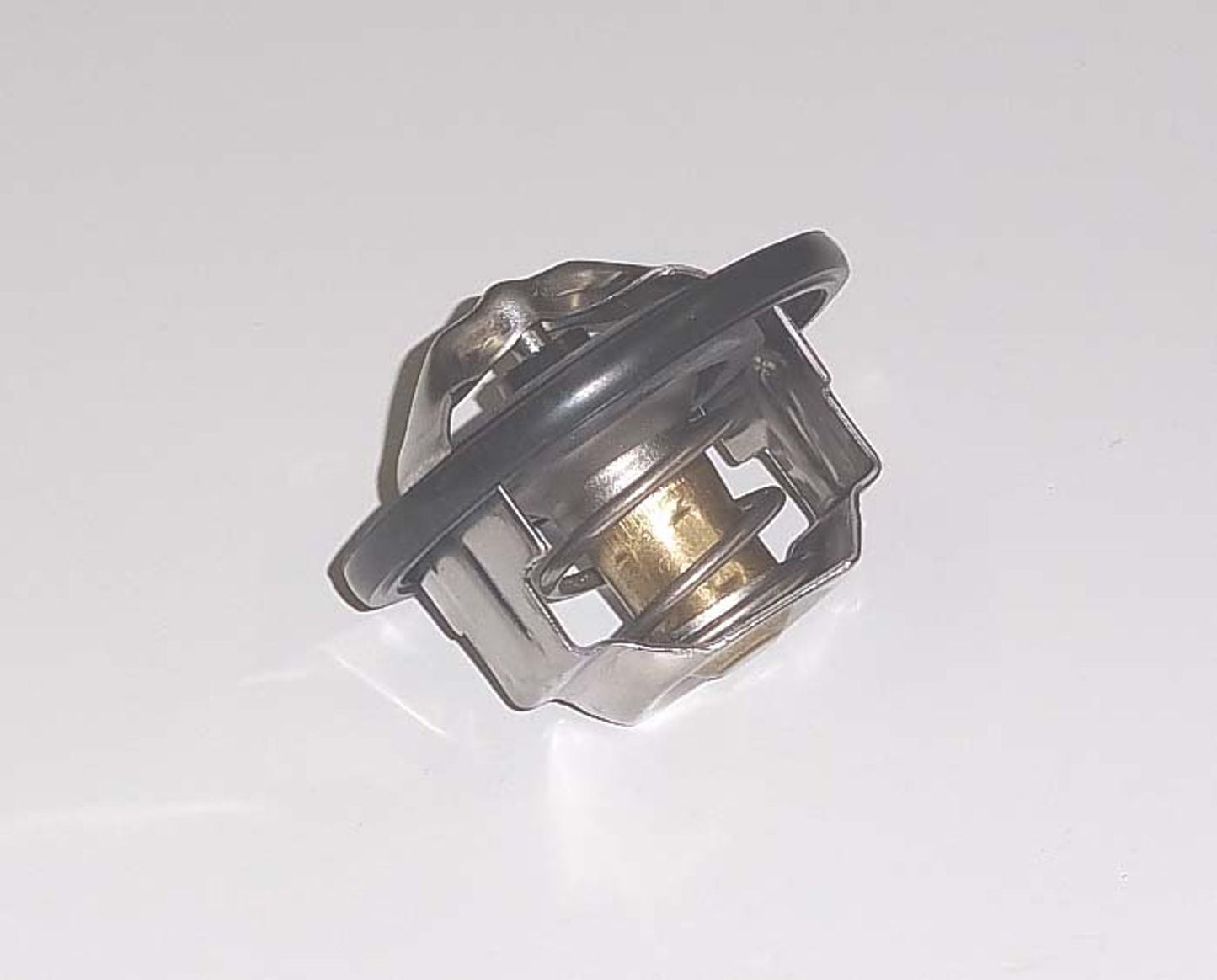 TourMax Thermostat Yamaha FZ6 04-09, YZF-R6 03-19, XJ6 Diversion 10-16 OE Ref: 5SL-12410-00