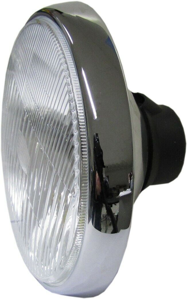 Headlamp & Rim Chrome Univers Round uses H4 Bulb