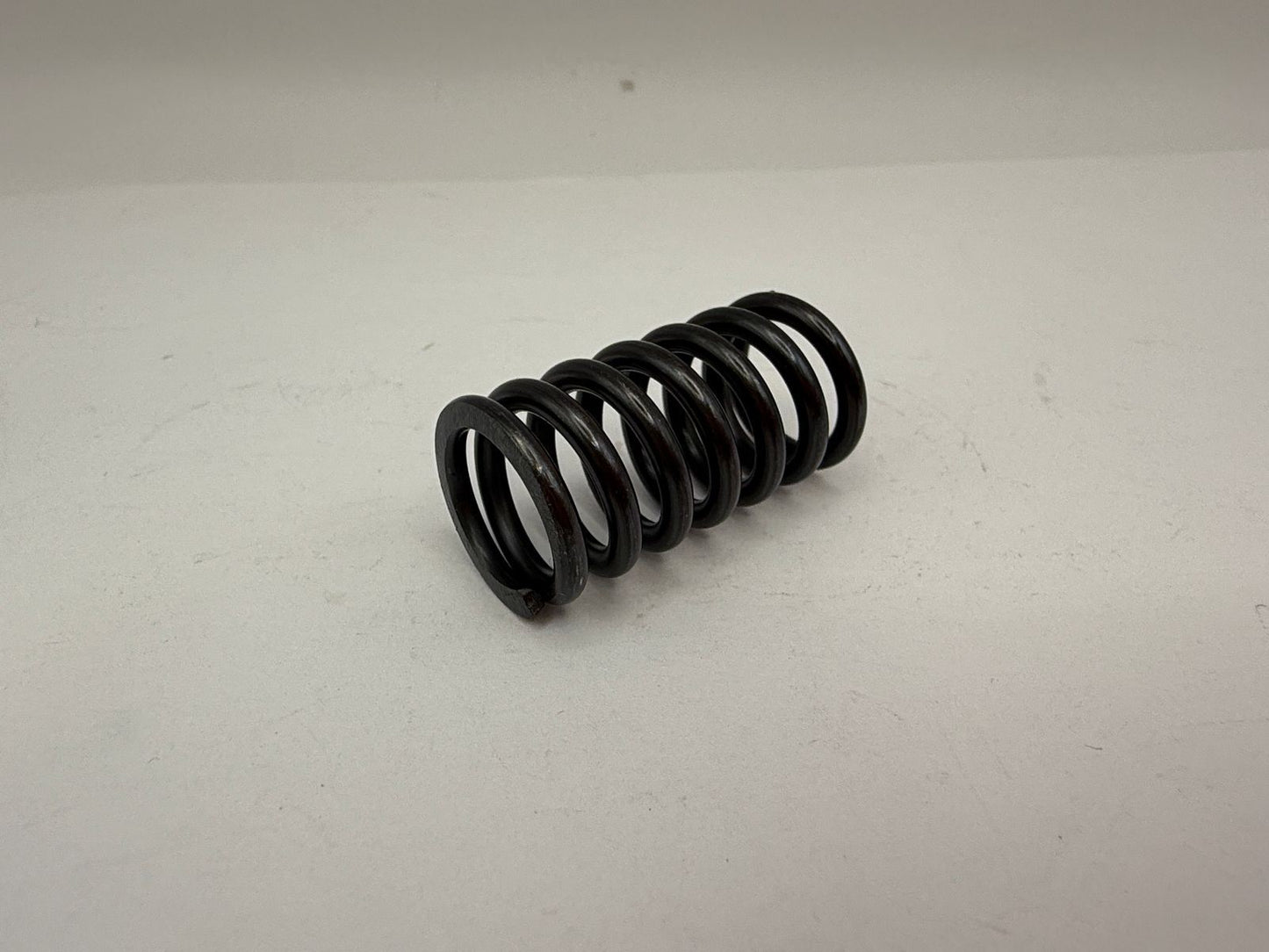 TourMax Clutch Springs Heavy Duty OD 18.20mm Length 35.00mm (2.60) OE Refs: 22401-425-000, 90514-75140, 22401-422-000, 22401-MB0-000, 22401-268-000