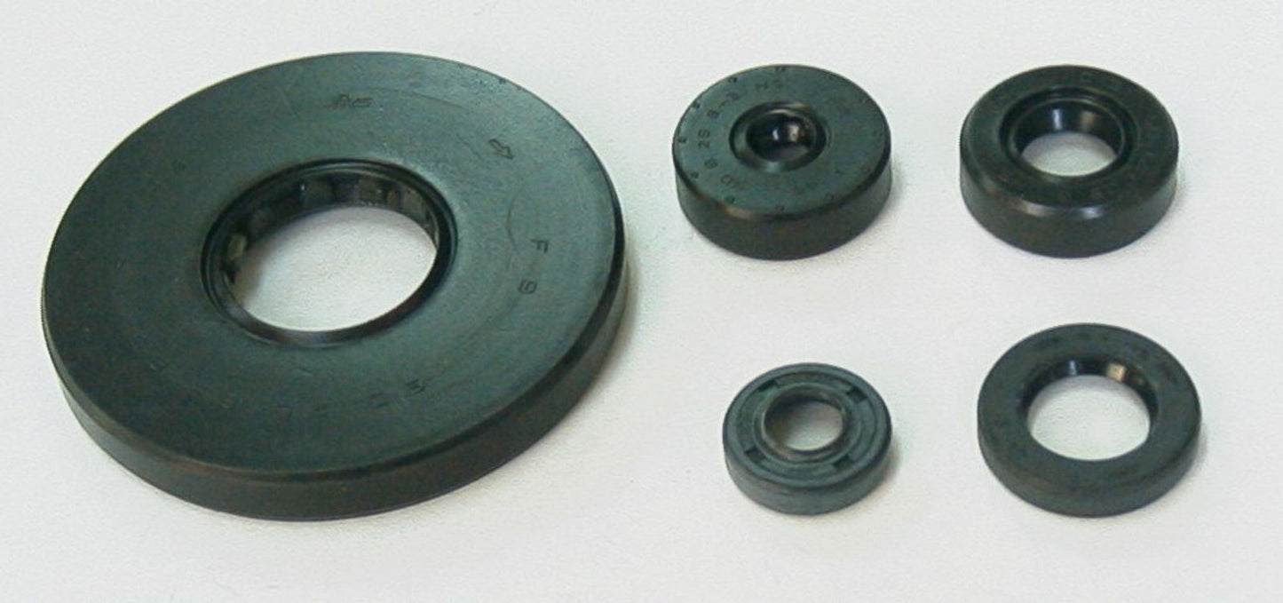 TourMax Engine Oil Seal Kit Honda VF750 82-83, VT750C Shadow 83, VF700S 84-85, VT700C 84-85, VF1100 Magna 83-86, VF1100 Sabre 84 (5 Seals)