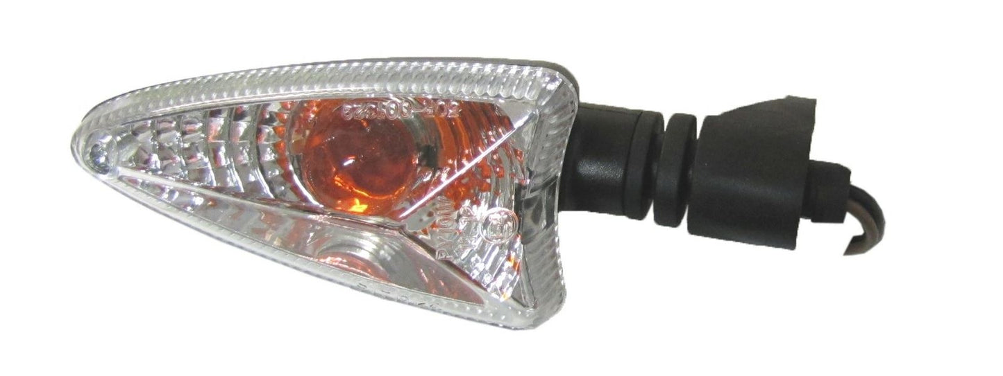 Indicator Yamaha YZF-R125 2013-2018, WR125R/X, 2013-2014, MT125 2015-2019 Front Left & Rear Right (Clear Lens) Wire Length 43cm with male bullet connectors. OE Ref. 5D7-H3310-10, 5D7-H3340-10, 22B-H3310-11, 22B-H3340-11