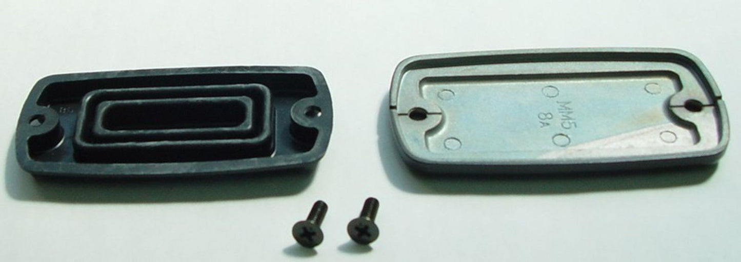 TourMax Master Cylinder Cap Honda CBR600F2 Hurricane 91, PC800 Pacific Coast 89-90, GL1500 Goldwing 88-91 (70mm x 48mm, 54mm Centres) OE Refs: 45513-MM5-006, 45520-MM5-006, 93600-04012-1G