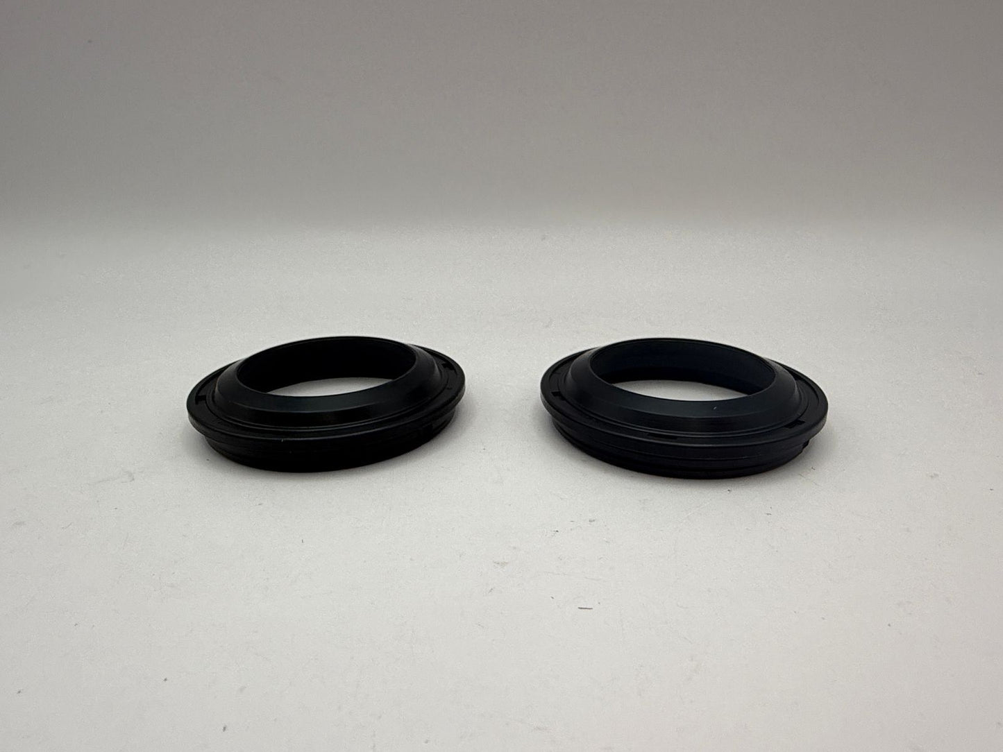 Fork Dust Seal 33mm x 45mm x 4mm/10.50mm Push In Type