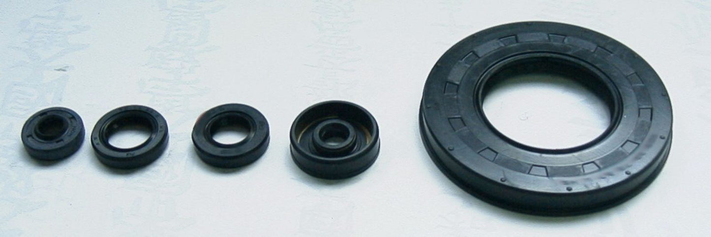 TourMax Engine Oil Seal Kit Honda VTR1000F 97-01 (5 Seals)