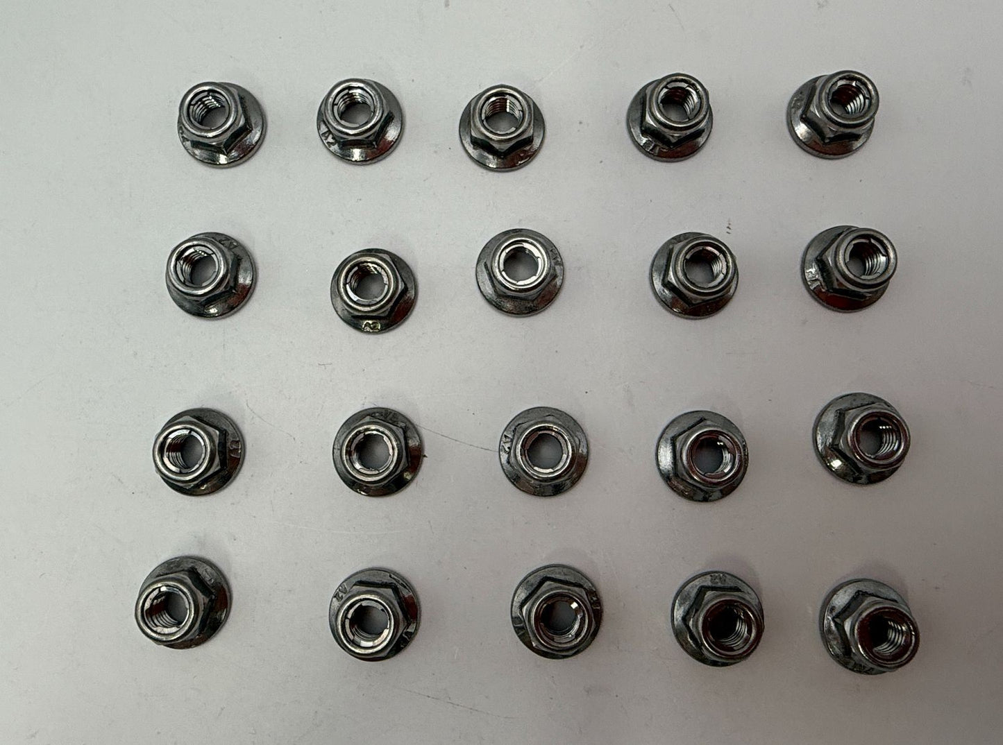 Nuts Flange Metal Locking Stainless Steel M5 x 0.80mm Pitch