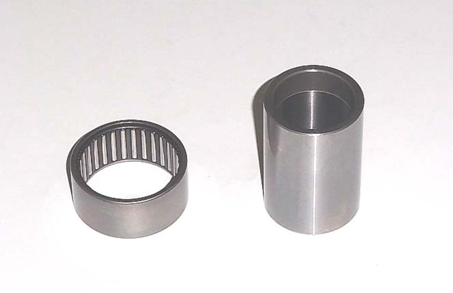 TourMax Sprocket Carrier Needle Bearing & Sleeve Set Yamaha FZ1 Fazer 06-12 OE Refs: 2D1-25377-00, 93317-33590