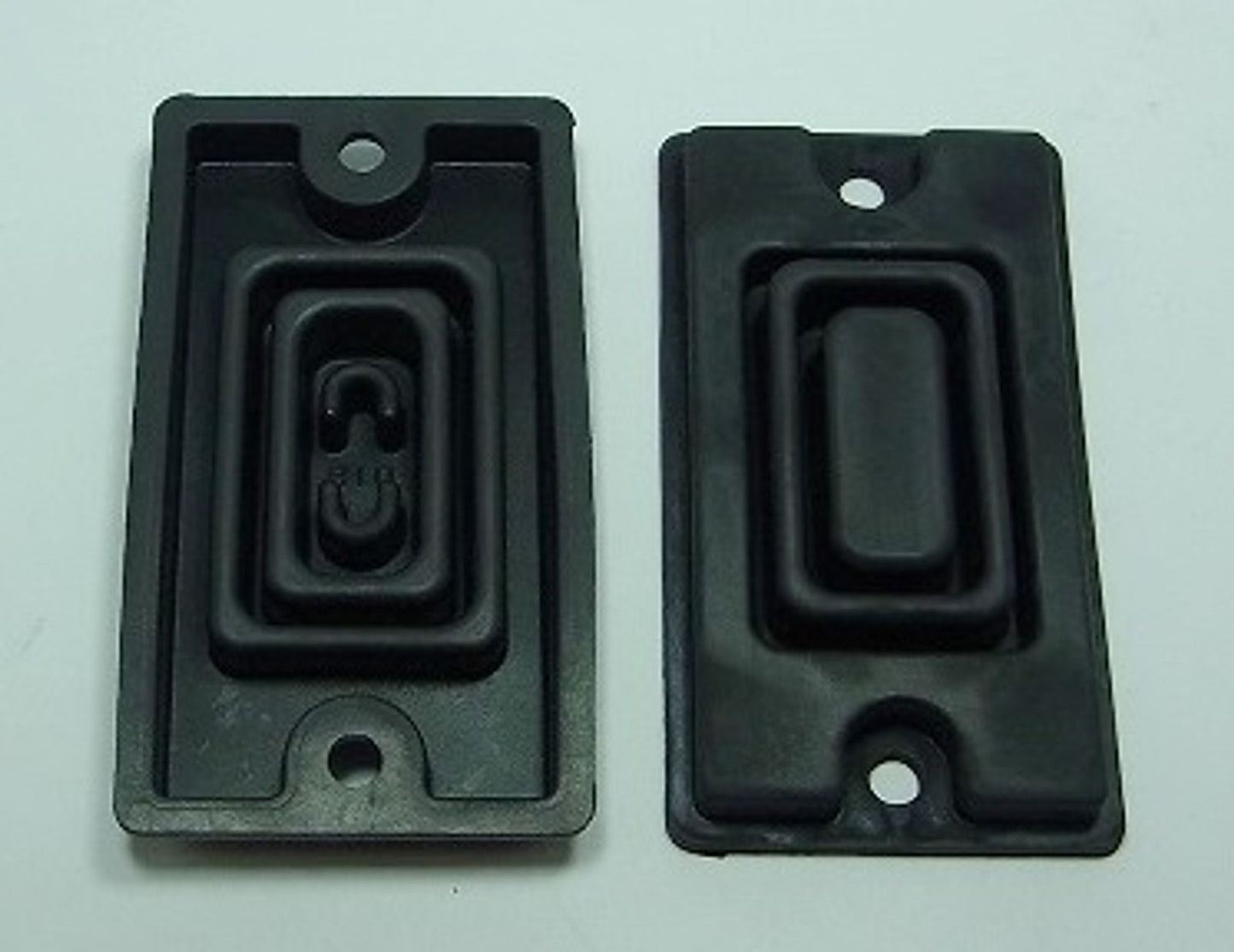 Tourmax Master Cylinder Rubber Diaphragm Front Suzuki GZ125 Marauder 98-00, VL125 Intruder 00-01, VL125 05-07, RG250 86-87, GSF400 91-93, GSF600 Bandit 95-04, DL650 V-Strom 04-10, GSR750 11-13, DL1000 V-Strom 02-10 OE Ref: 59667-49460, 69667-49300