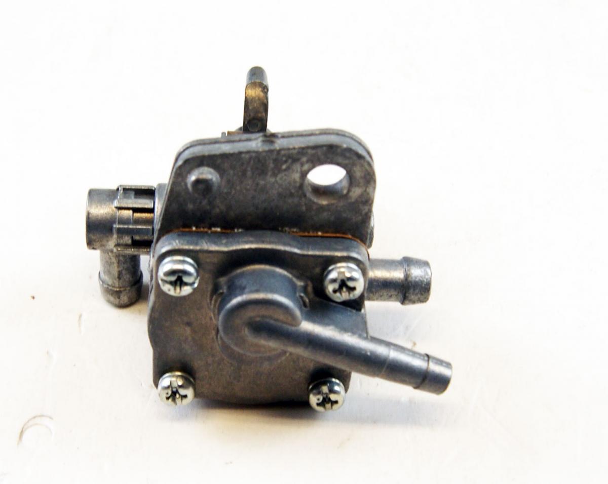 FUEL TAP 44300-01D21, GS400E 89-00 SECONDARY TAP, KL18-4134
