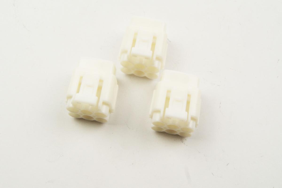 6 PIN FEMALE CONNECTOR