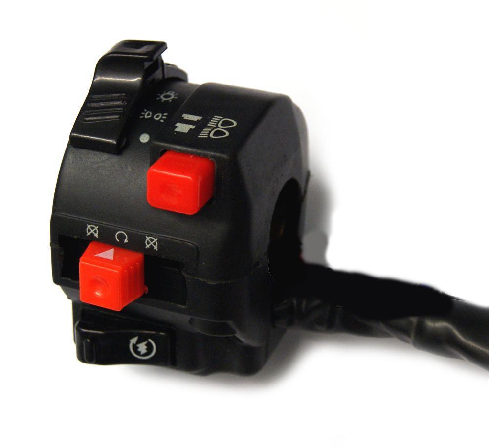 UNIVERSAL L/H AHNDLEBAR SWITCH 4 FUNCTIONS, 10 wire, double plug.