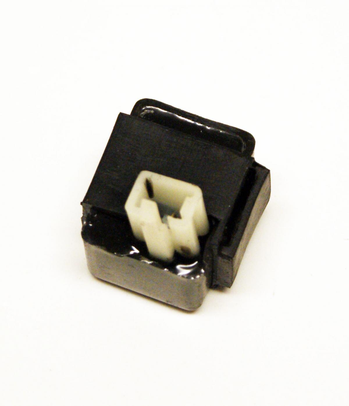 FLASHER RELAY 2 PIN SUZUKI GSX600F, GSF600/1200 MK1, RF600, RF900, GS500