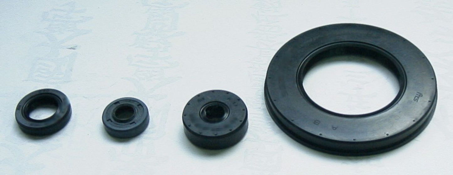 TourMax Engine Oil Seal Kit Honda VFR750L-S 88-95 (4 Seals)