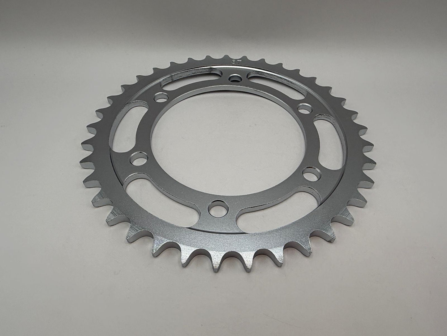 2014-37 Rear Sprocket Triumph 1200 Bonneville 16-21, 1200 Bonneville Bobber 17-21, 1200 Bonneville Speedmaster 18-21