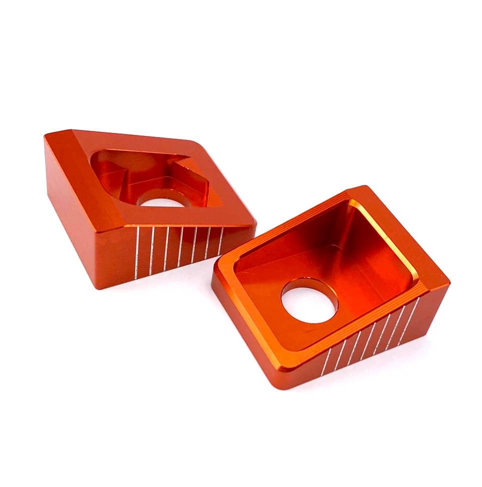 CHAIN ADJUSTER AXLE BLOCKS KTM SX65 00-15, ORANGE, MX-03315O