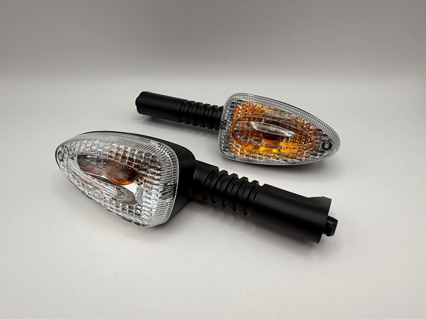 Indicator BMW OE Ref's 6313766771, 6313766772, 63137684950, 63137684528, 63137667768 Left & Right, Front or Rear (Clear Lens) Long Stem 70mm No wire