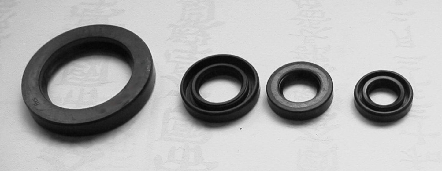 TourMax Engine Oil Seal Kit For Yamaha XV535 Vir88, 90-00 (4 Seals)