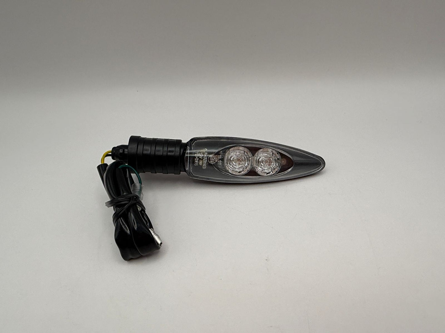 Indicator LED BMW C600 Sport, F800, F700, F650, R1200GS Models (Clear Lens) Wire Length 25cm Long with male bullet connectors (For Original BMW connector order 525070H) OE Ref. 63138522499