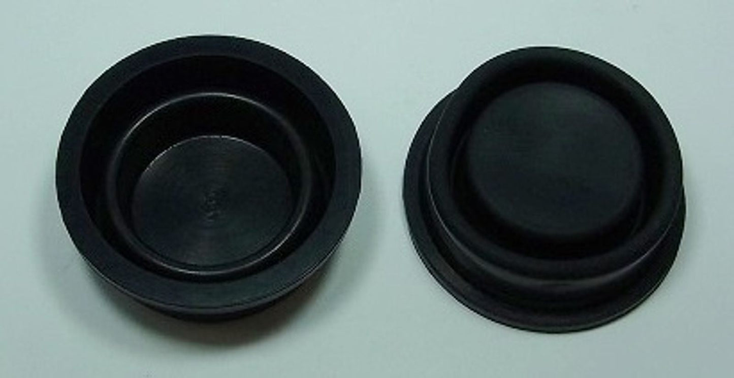Tourmax Master Cylinder Rubber Diaphragm Front Suzuki RG125 92-94, RG250 86-87, RGV250 89-96, GSX600F 98-06, GSX-R600 97-14, SV650 99-10, GSX-R750 88-14, GSX-R1000 01-14, SV1000 03-07, TL1000R 98-00, TL1000S 97-01 OE Refs: 59667-18441, 59667-18440