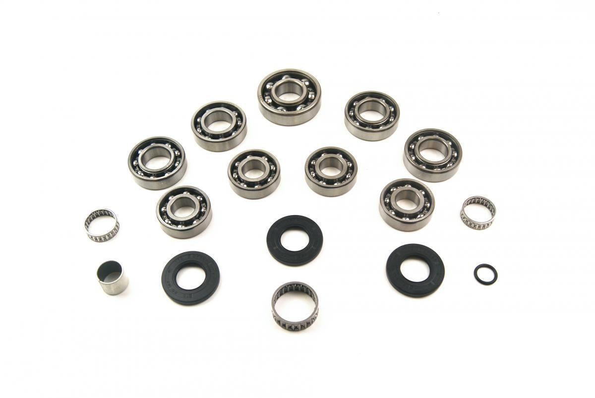 Transmission Rebuild Kit Polaris Magnum 325 4x4 00-02, Magnum 325 4x4 HDS 2002, Magnum 325 4x4 HDS AA 2001, Magnum 325 4x4 HDS FB 2001, Magnum 500 2x4 HDS 2002, Magnum 500 4x4 99-01, Magnum 500 4x4 AA 2002, Magnum 500 4x4 AB/FB 2002, Magnum 500 4