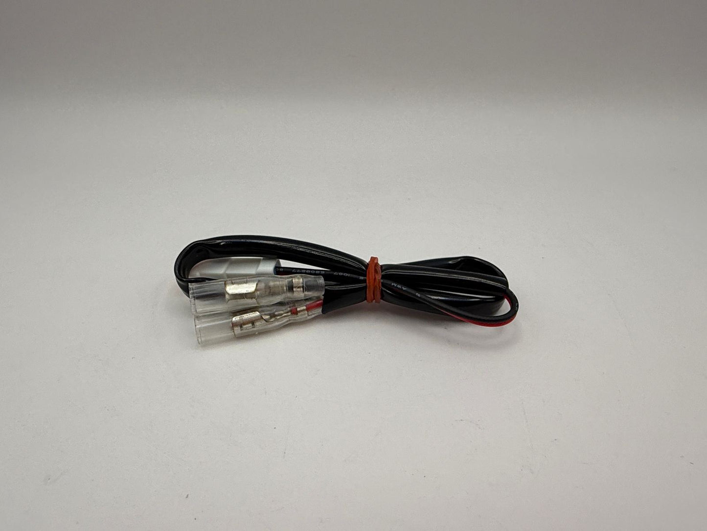 Indicator Connector Wire for Aftermarket Indicators fitted to KTM Models, Wire Length 29cm, 2 female bullet connectors to KTM single block connector with 2 mini male spade connectors.