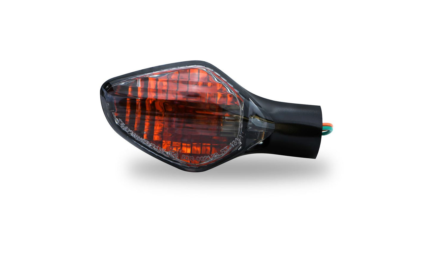 Indicator Honda NC700S 2012-2014, NC700X 2012-2014 (US 2015-2017), NC750S 2014-2019, NC750X 2014-2020 Front Right supplied with Amber Lens & bulb & Smoked Lens, Wire Length 17cm with connector. OE Ref's 33400-MGS-D11, D31, D32, 33400-MKA-D82