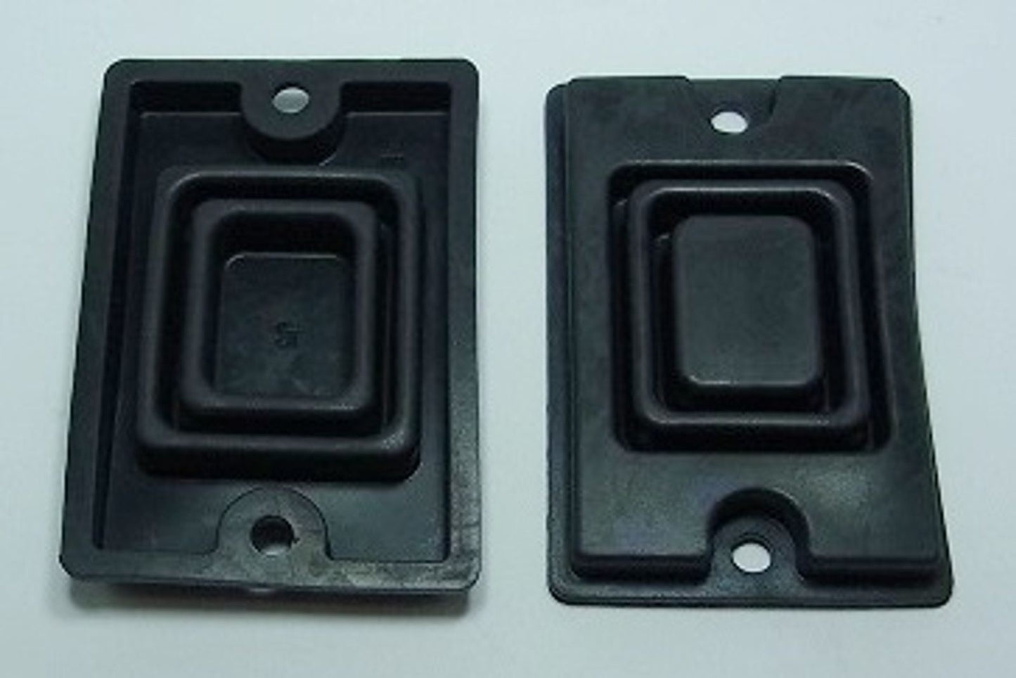 Tourmax Master Cylinder Rubber Diaphragm Front Yamaha XV535 Virago 89-98, FZS600 Fazer 98-03, XTZ660 Tenere 91-96, XTZ750 Super Tenere 89-95, TDM900 92-95, FZS1000 01-05, FZR1000 89-90, XJR1200 85-97, FJR1300 01-02 OE Refs: 4HM-25854-00, 4K0-25854-00