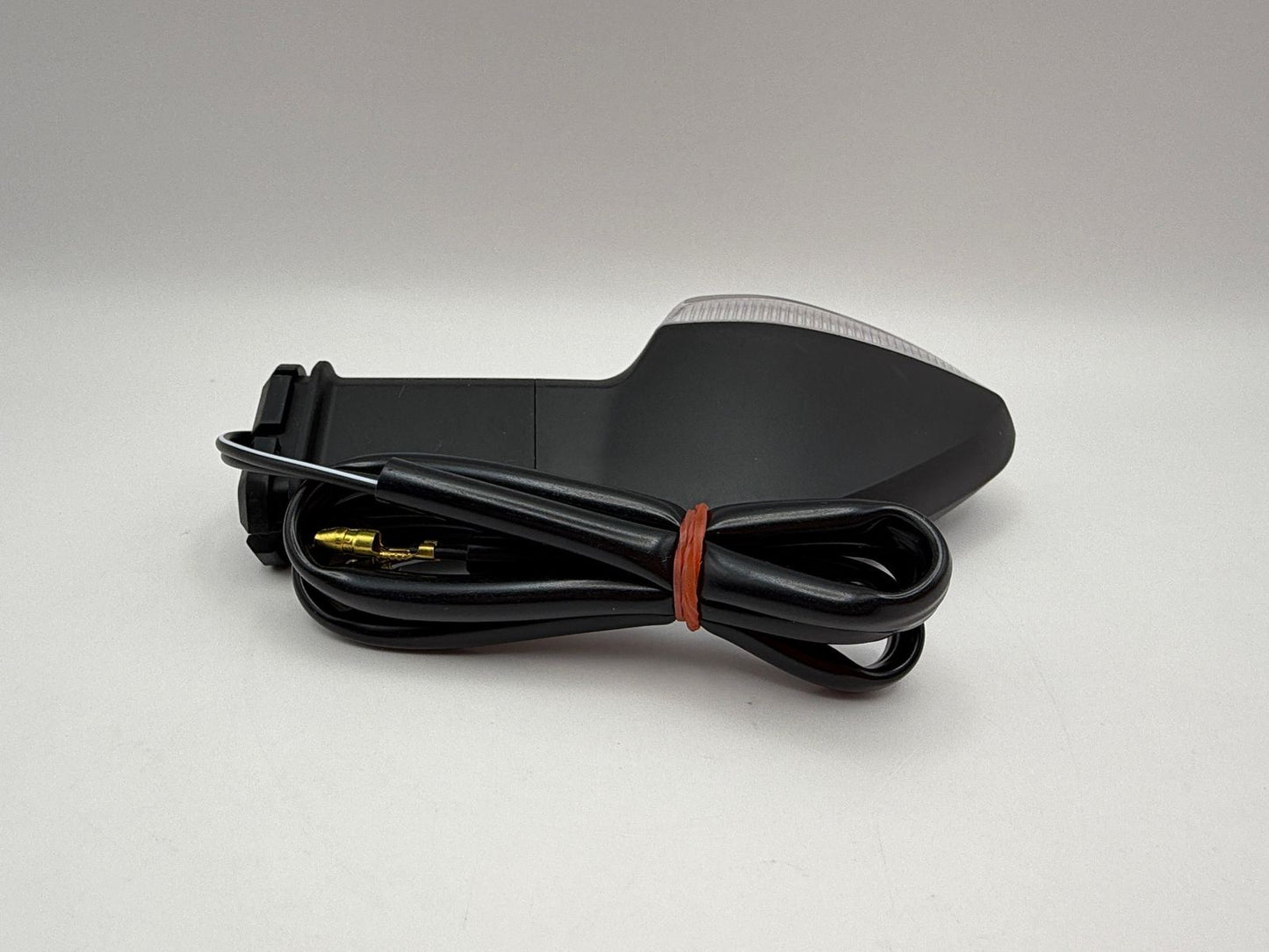 Indicator Suzuki GSX-S125 2018-2025, GSX-R125 2018-2025  Front Right & Rear Left (Clear Lens) Wire Length 60cm with male bullet connectors. OE Ref. 35601-34J61/34J62/34J80 & 35604-34J61/34J62/34J80
