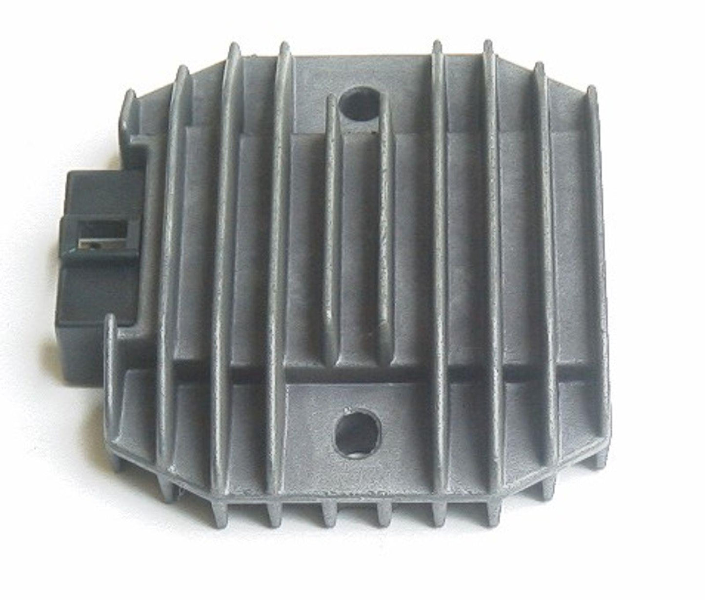 TourMax Regulator/Rectifier Yamaha XV650, 1600, X-Max 125/250 6 Pins SH650D-11 OE Ref: 5BN-81960-00