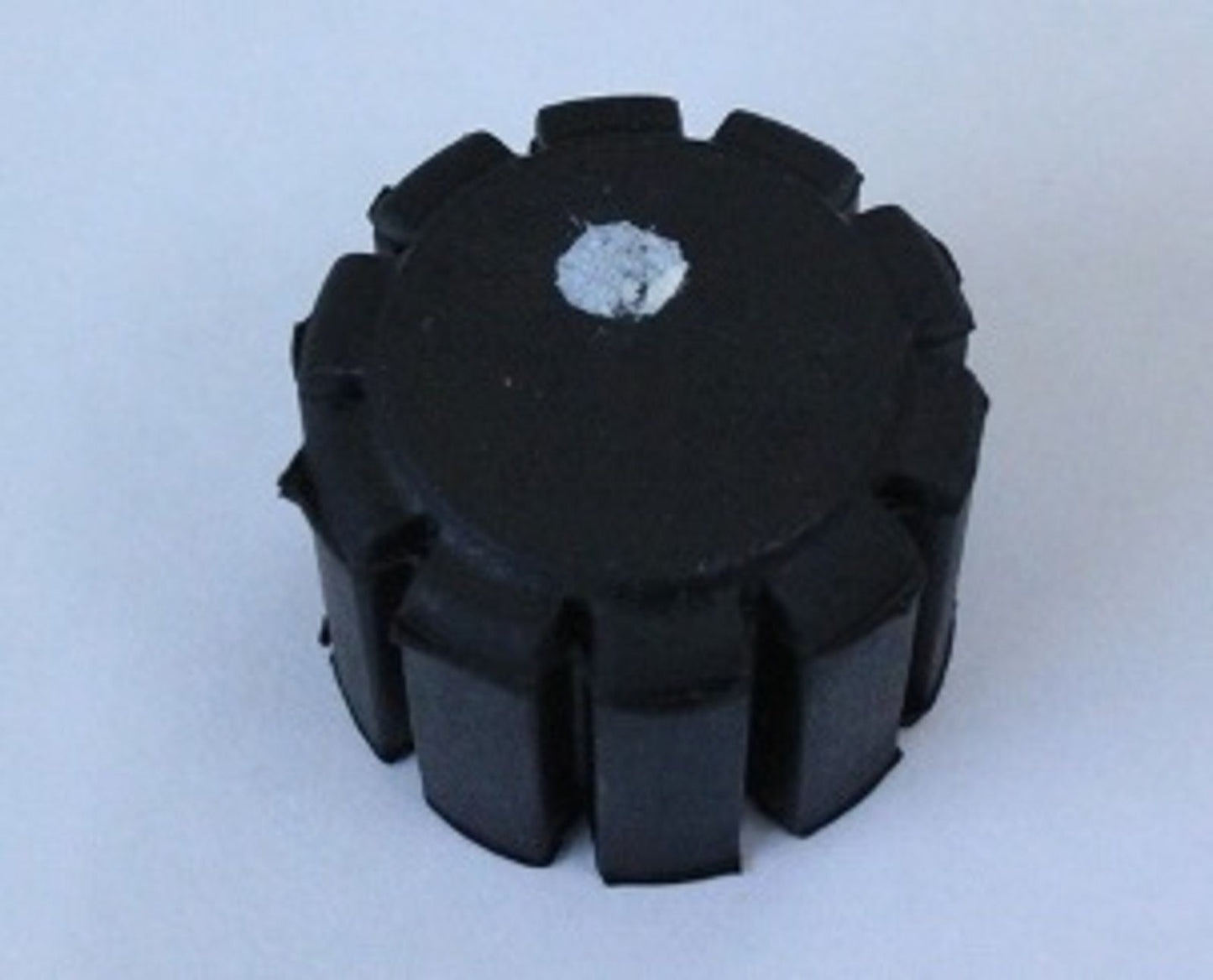 TourMax Grommet OD 27mm x ID 11mm x Width 21mm (Rubber) OE Ref: 17611-HA5-000