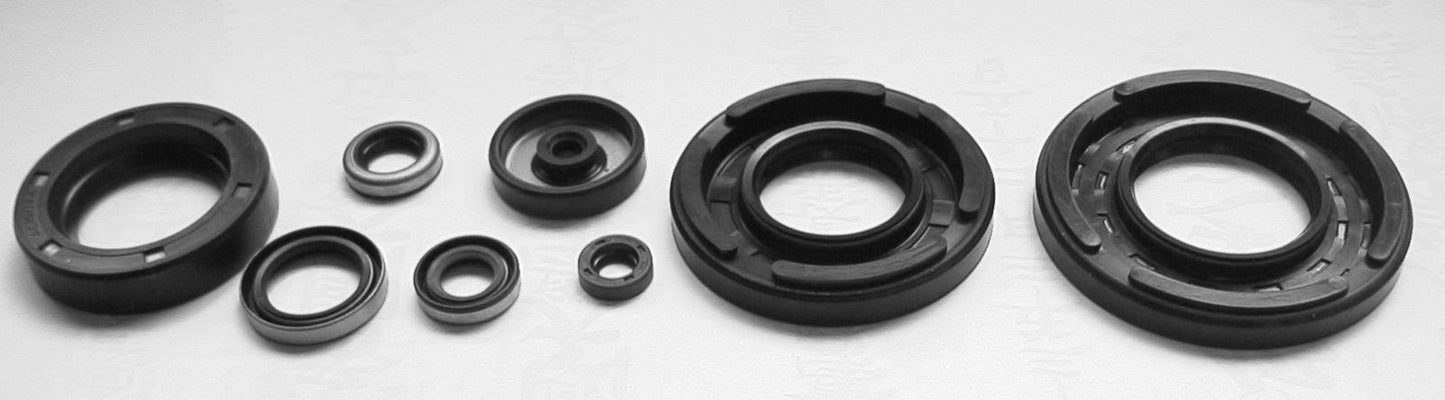 TourMax Engine Oil Seal Kit Kawasaki KH750 H2