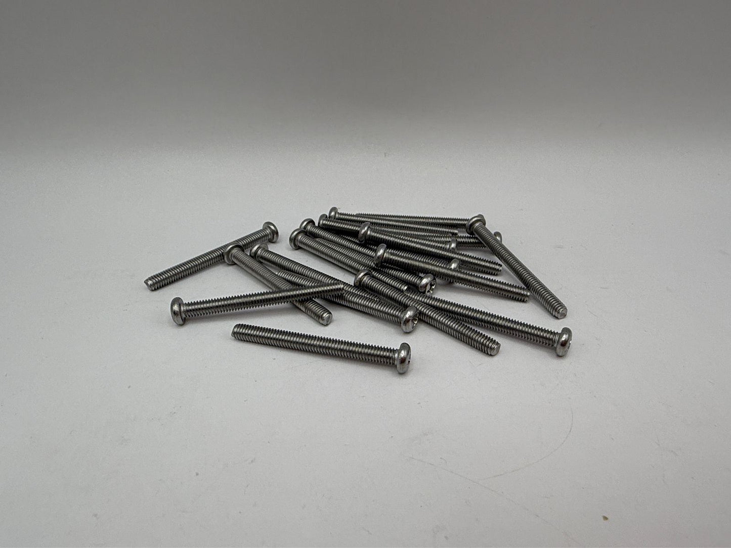 Screws Philips Pan Head Stainless Steel M4 x 40mm x 0.70mm Pitch