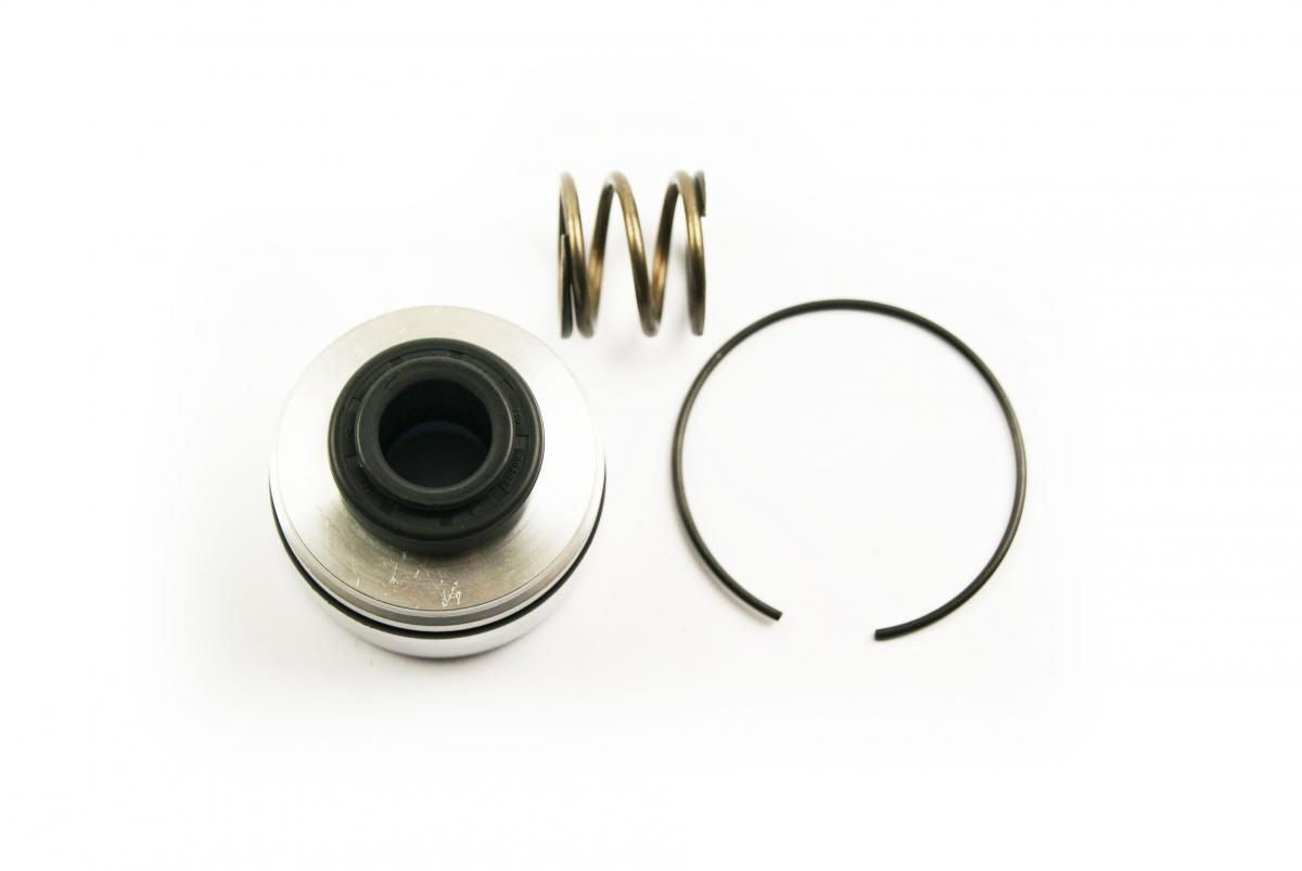 Rear Shock Seal Head Kit Suzuki RM125 2004, RM125 05-08, RM250 05-08, RMX450 10-19, RMZ250 2016, RMZ250 07-09, RMZ250 07-15, RMZ250 10-12, RMZ250 13-15, RMZ450 05-09, RMZ450 05-17, RMZ450 10-12, RMZ450 13-14, RMZ450 15-17