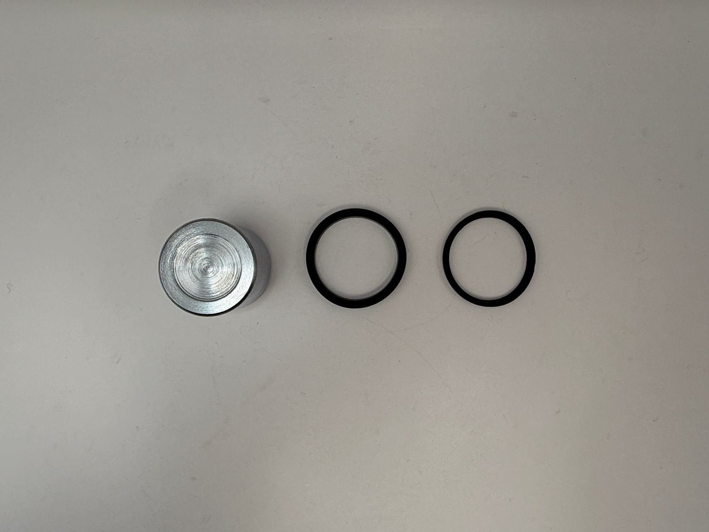 Caliper Piston & Seal Kit 30mm x 32.50mm