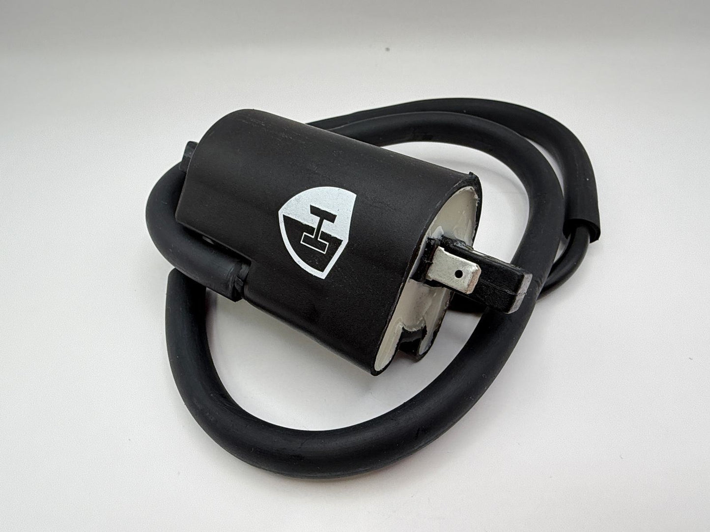 Ignition Coil 12v CDI Twin Lead 2 Spade Late Suzuki's & Yamaha's (90mm Centres)