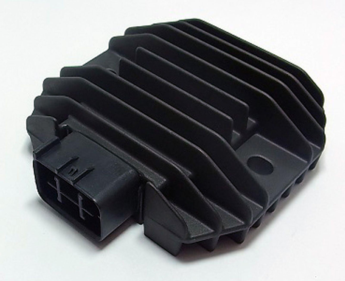 TourMax Regulator/Rectifier Yamaha XV650, 1600, X-Max 125/250 6 Pins SH650D-11 OE Ref: 5BN-81960-00