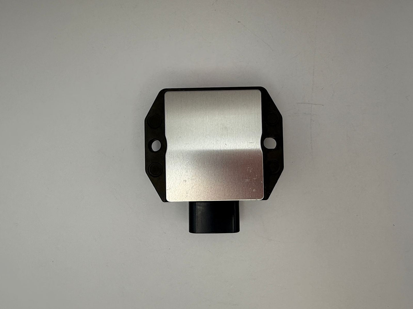 TourMax Regulator/Rectifier Yamaha YZF-R1 15-20, YZF-R1M 15-20, MT-10 16-20 OE Ref: 2CR-81960-00
