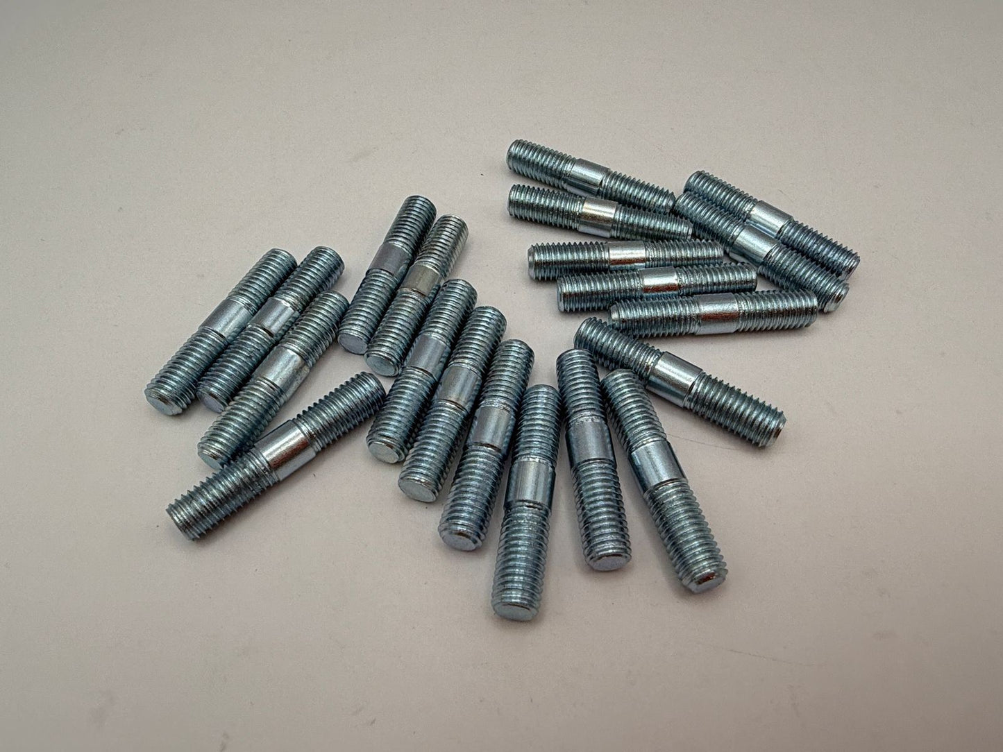 Studs 7mm x 35mm x 1.00mm Pitch