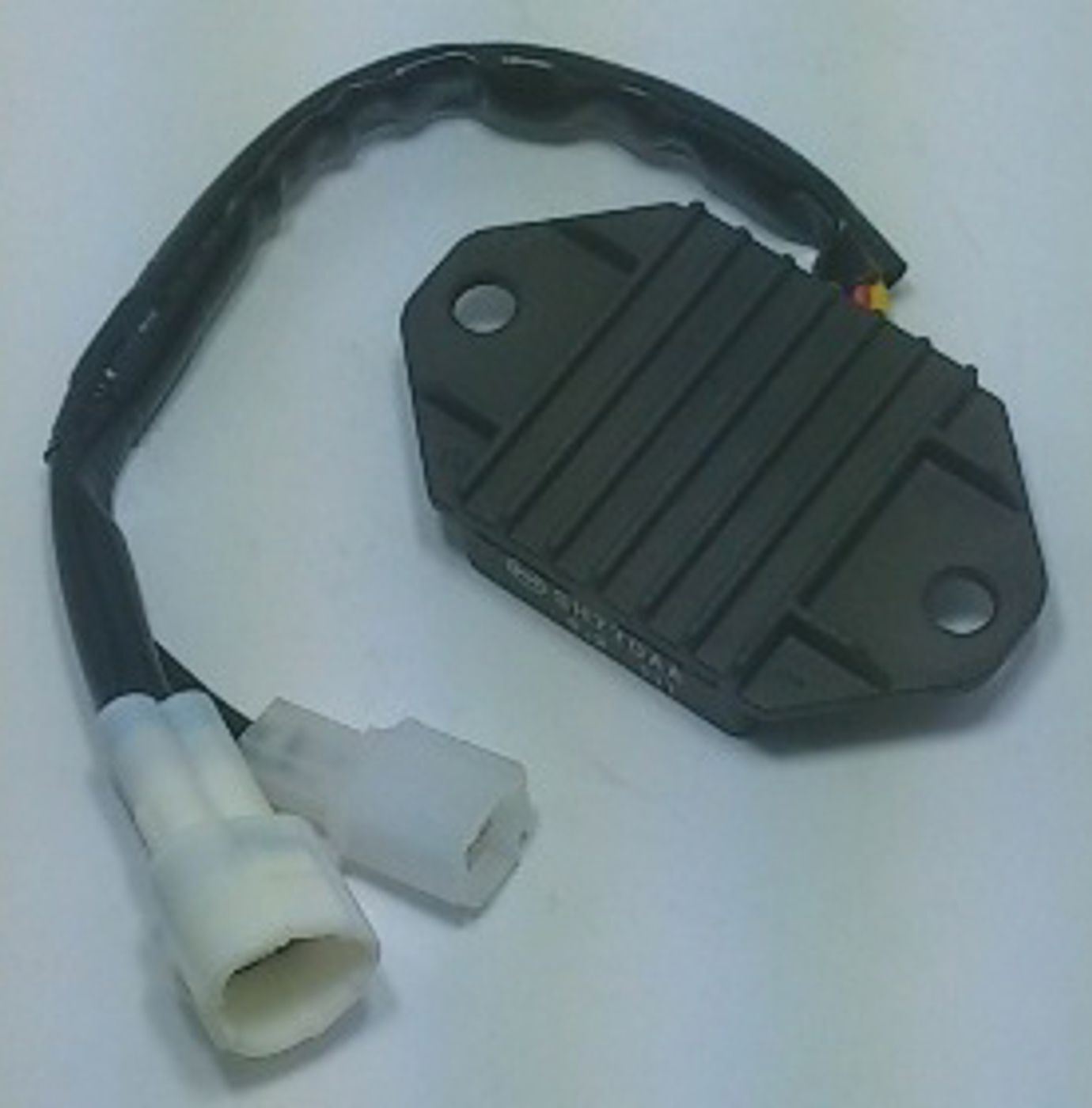TourMax Regulator/Rectifier Yamaha WR250F 07-13, WR450F 07-11 OE Ref: 5UM-81960-E0