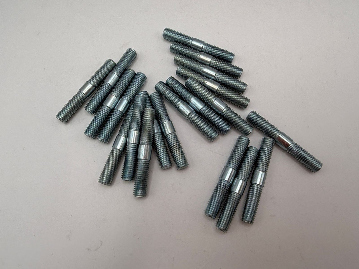 Studs 7mm x 45mm x 1.00mm Pitch