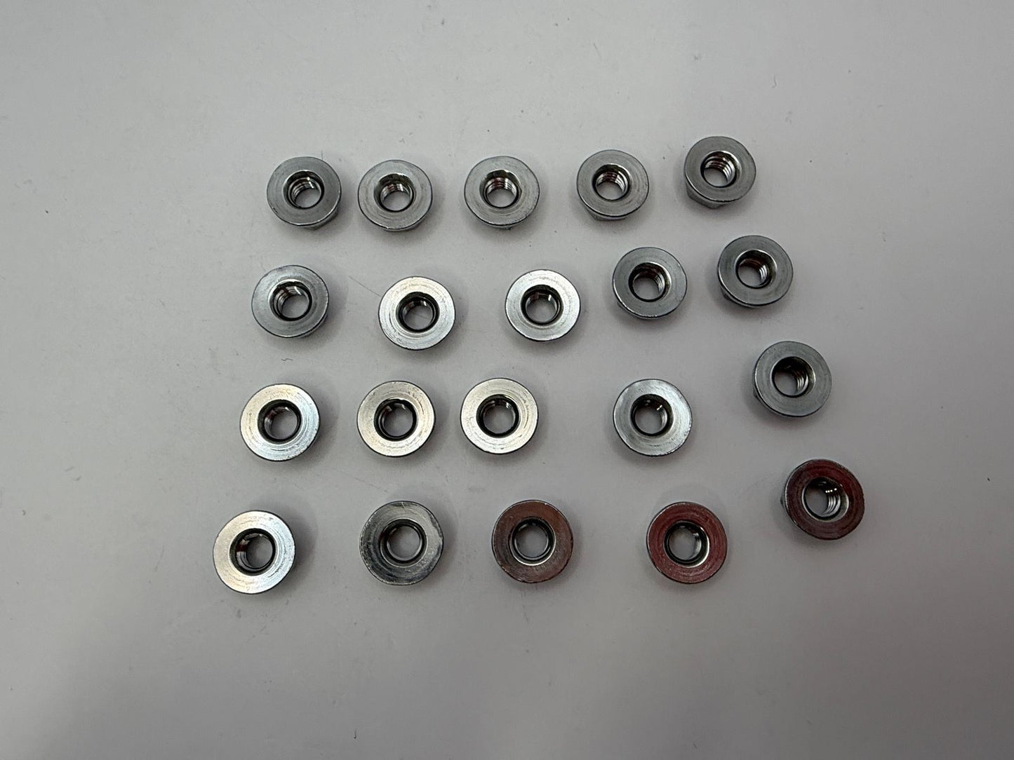Nuts Flange Stainless Steel (Smooth Base) M6 x 1.00mm Pitch