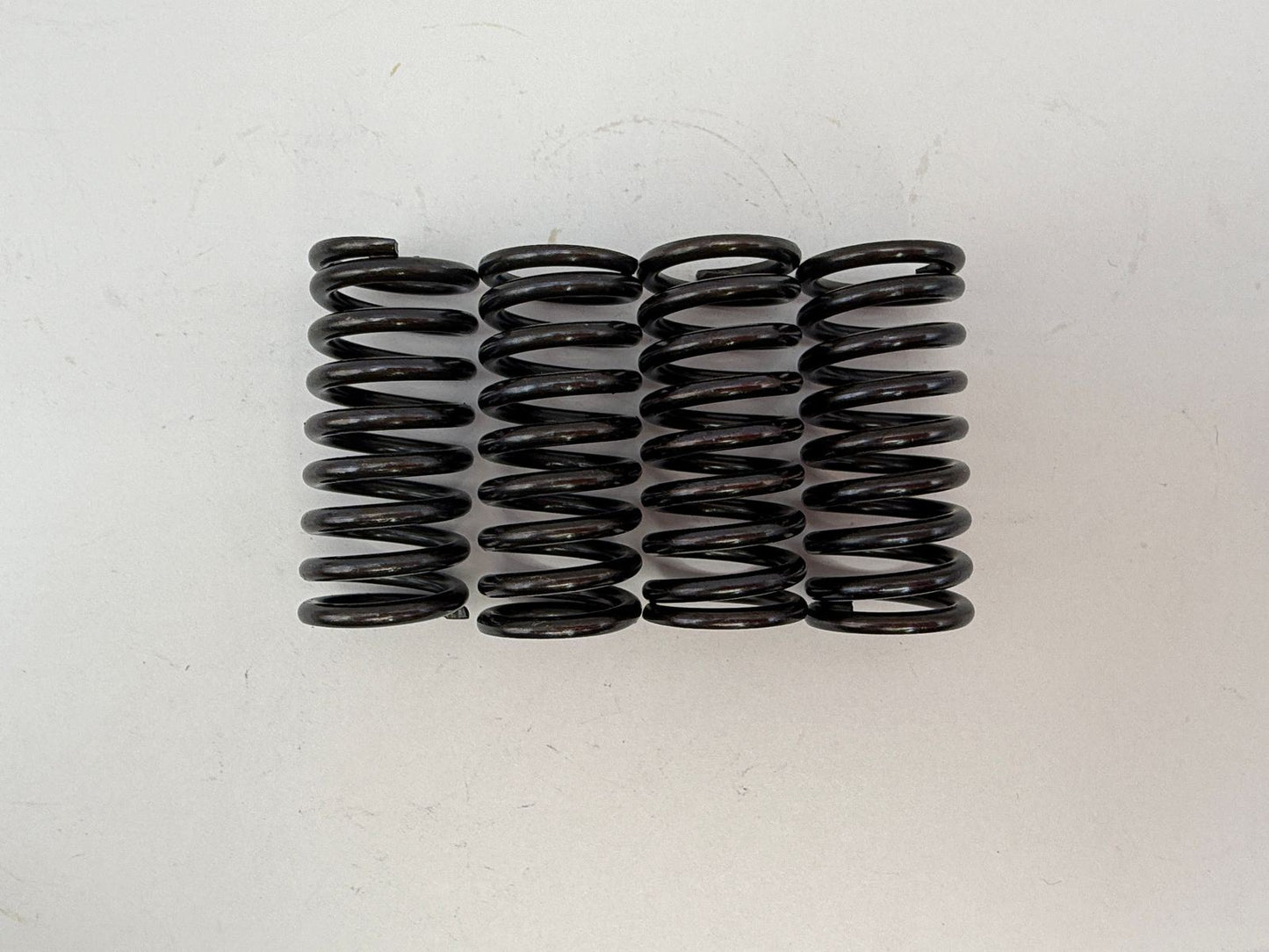TourMax Clutch Springs Heavy Duty OD 19.60mm Length 44.50mm (2.70) OE Refs: 22401-MC4-000, 22401-KY2-000