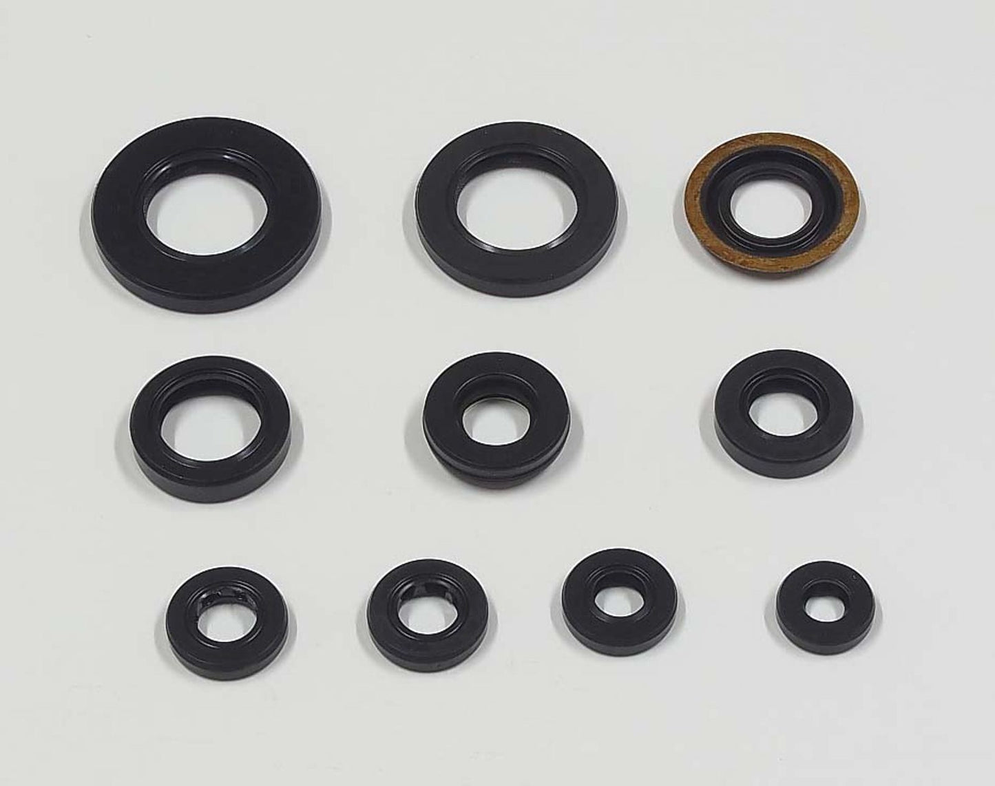 TourMax Engine Oil Seal Kit Yamaha XT250 80-83 (10 Seals)