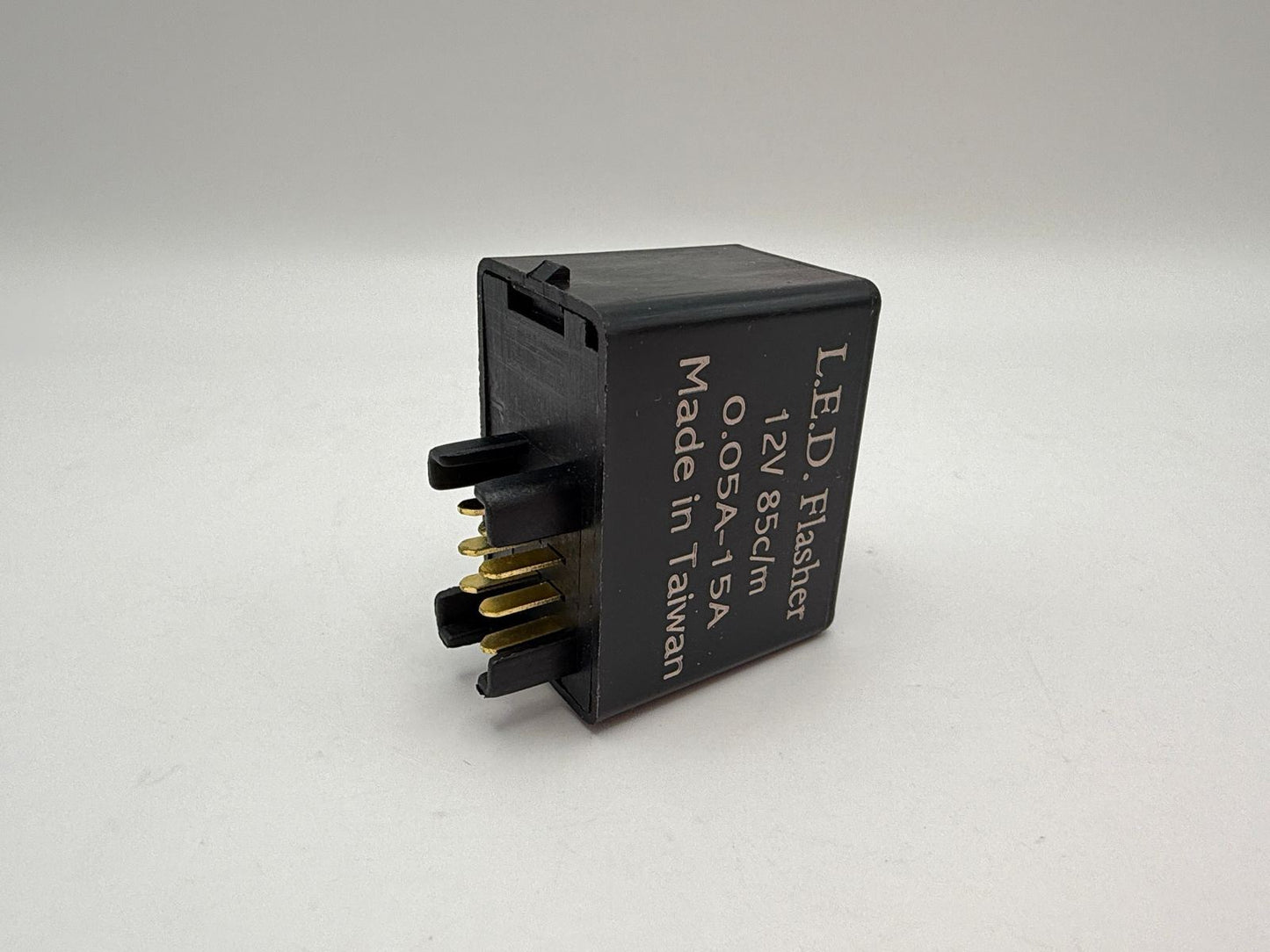 Flasher Relay Suzuki (03F00) (Made in Taiwan) 7 PIN