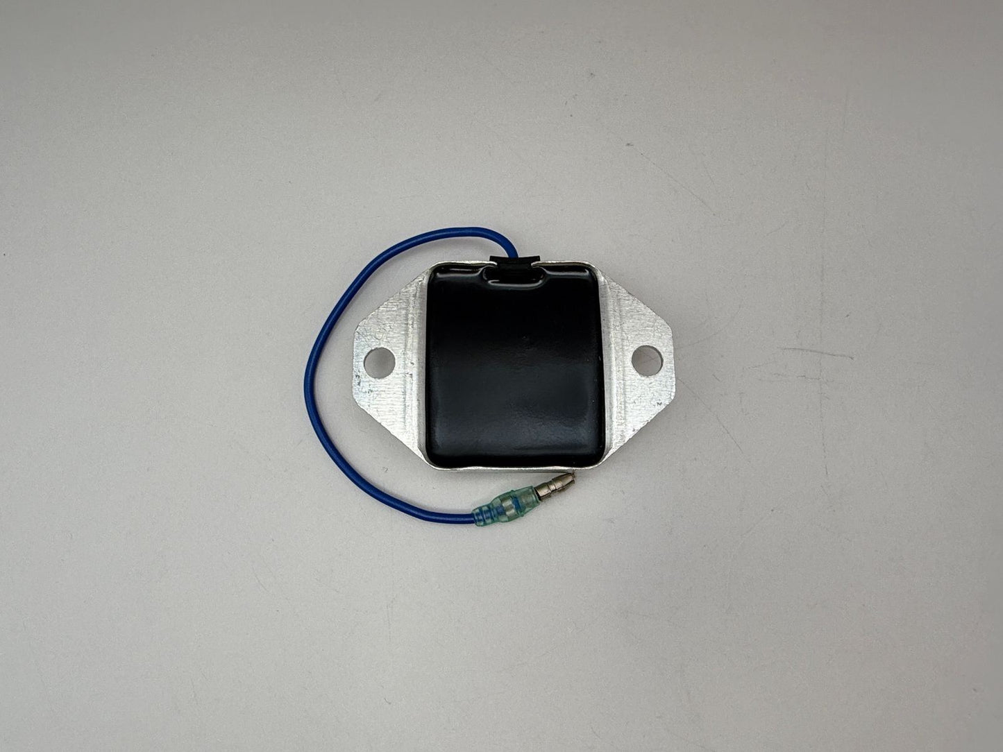 TourMax Regulator/Rectifier Yamaha TT350 86-87, TT600 85-86, BW200S 86, BW200N 85 OE Refs: 82F-81910-A0, 7XE-81910-00