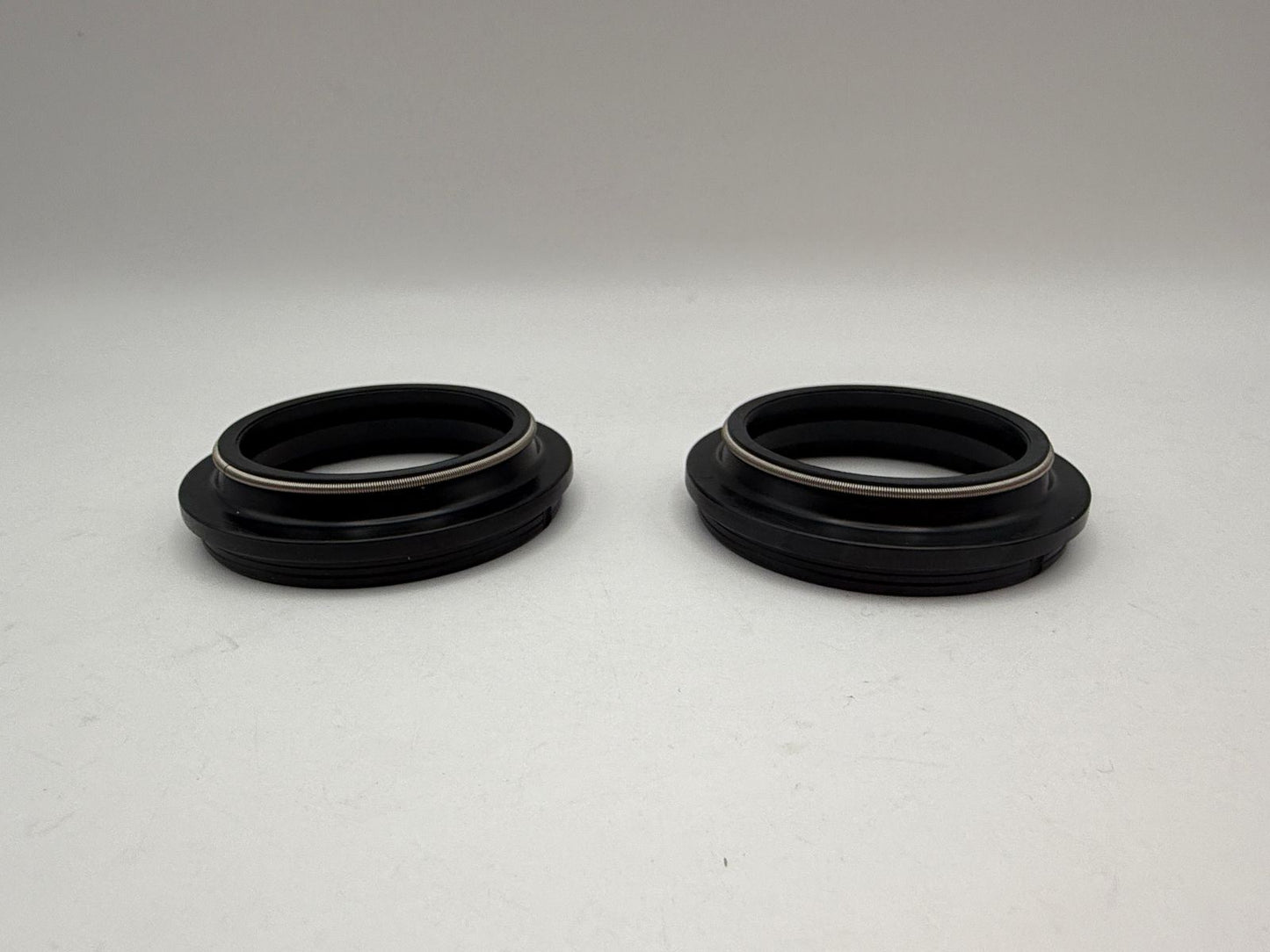 Fork Dust Seal 41mm x 52mm x 4.6mm/13.8mm Push In Type
