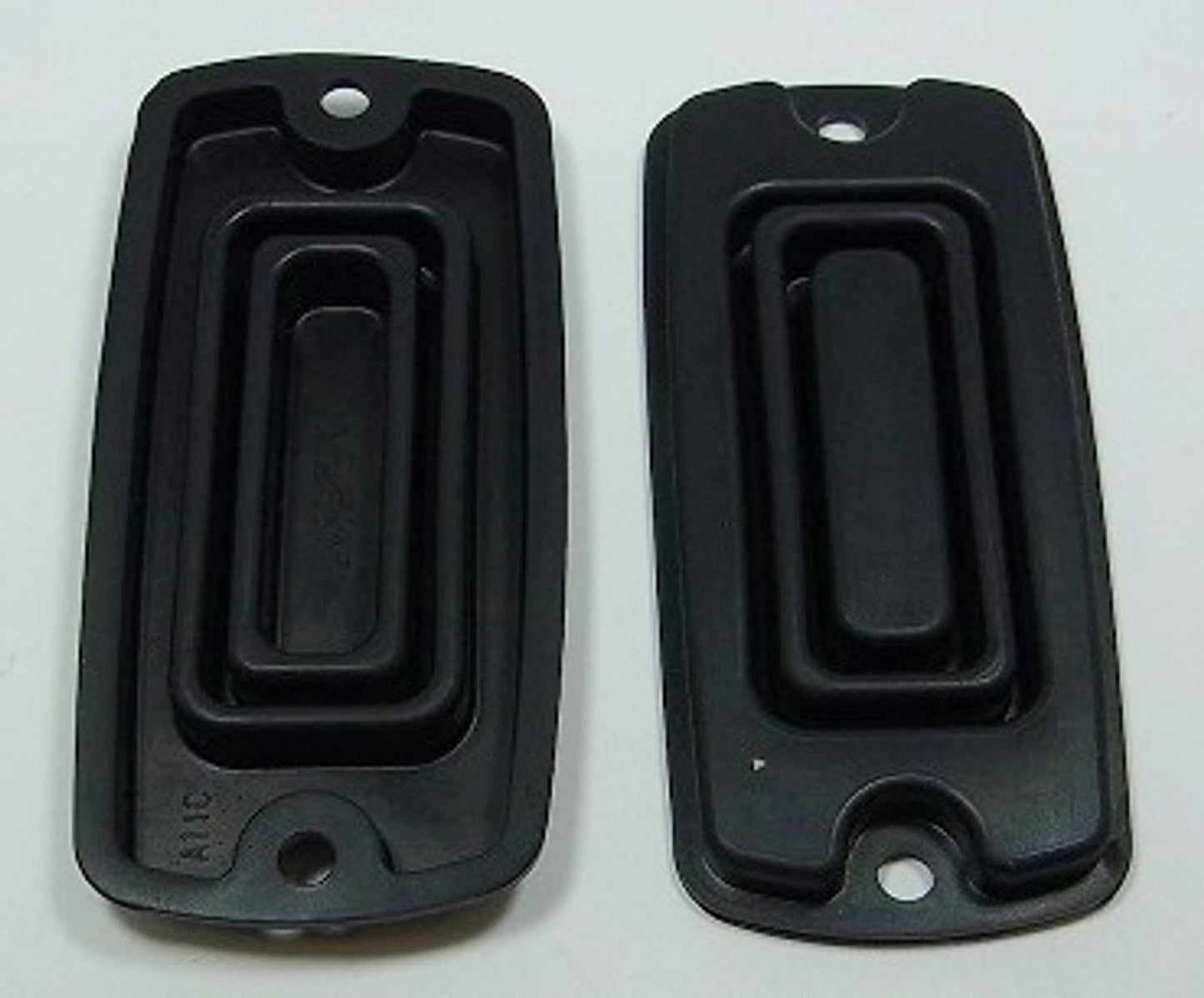 Tourmax Master Cylinder Rubber Diaphragm Front Honda CB600F Hornet 98-11, CBR600RR 03-06, VT600C Shadow 88-99, NT650V Deauville 02-05, NT700V 06-08, CB900F 02-07, CBF1000 06-10, ST1300 Pan European 02-10 OE Refs: 45520-MM5-006, 45520-MZ0-760