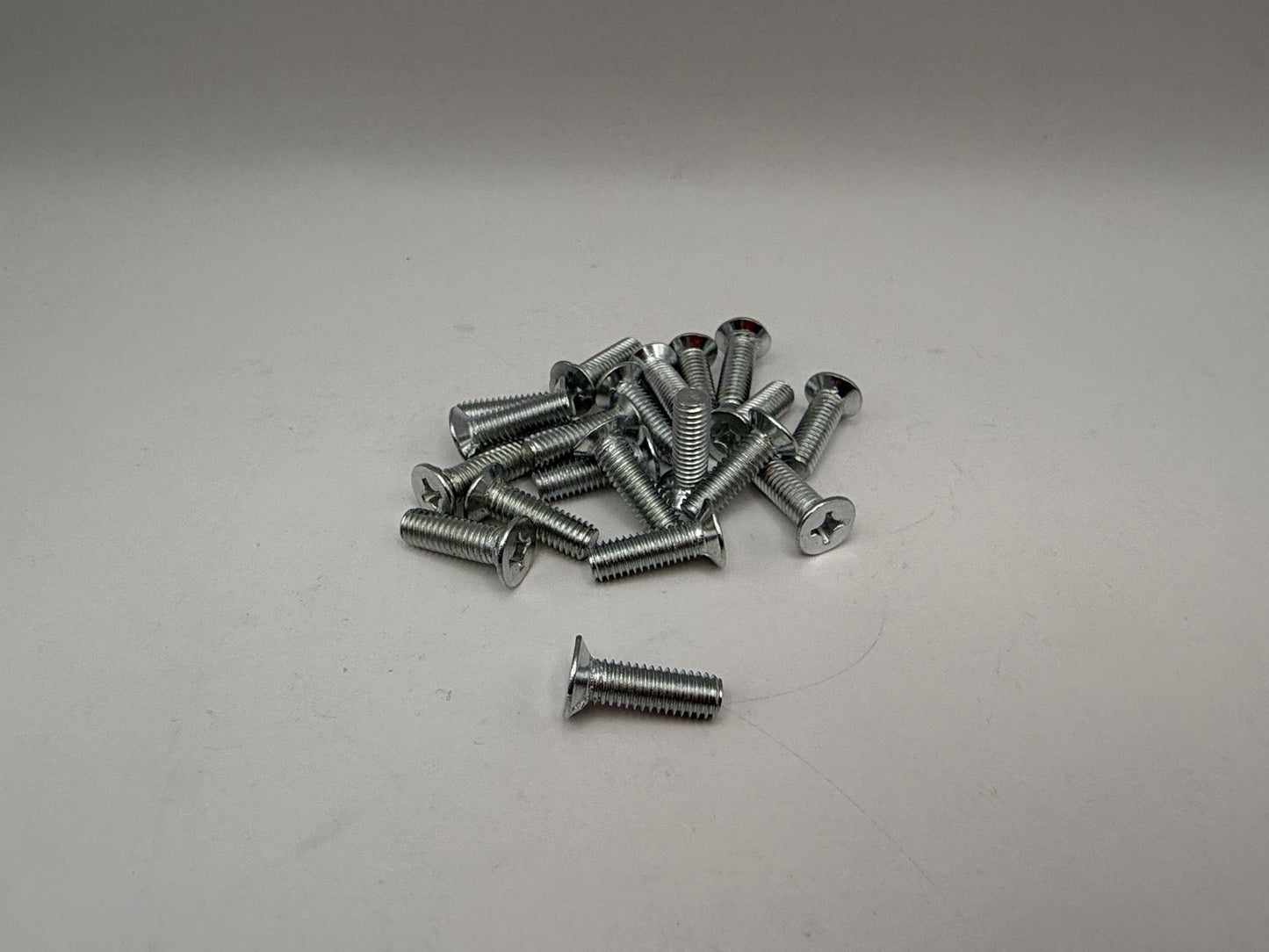 Screws Countersunk M6 x 20mm x 1.00mm Pitch Chrome