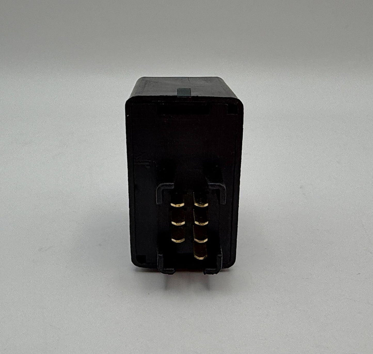 Flasher Relay Suzuki (03F00) (Made in Taiwan) 7 PIN