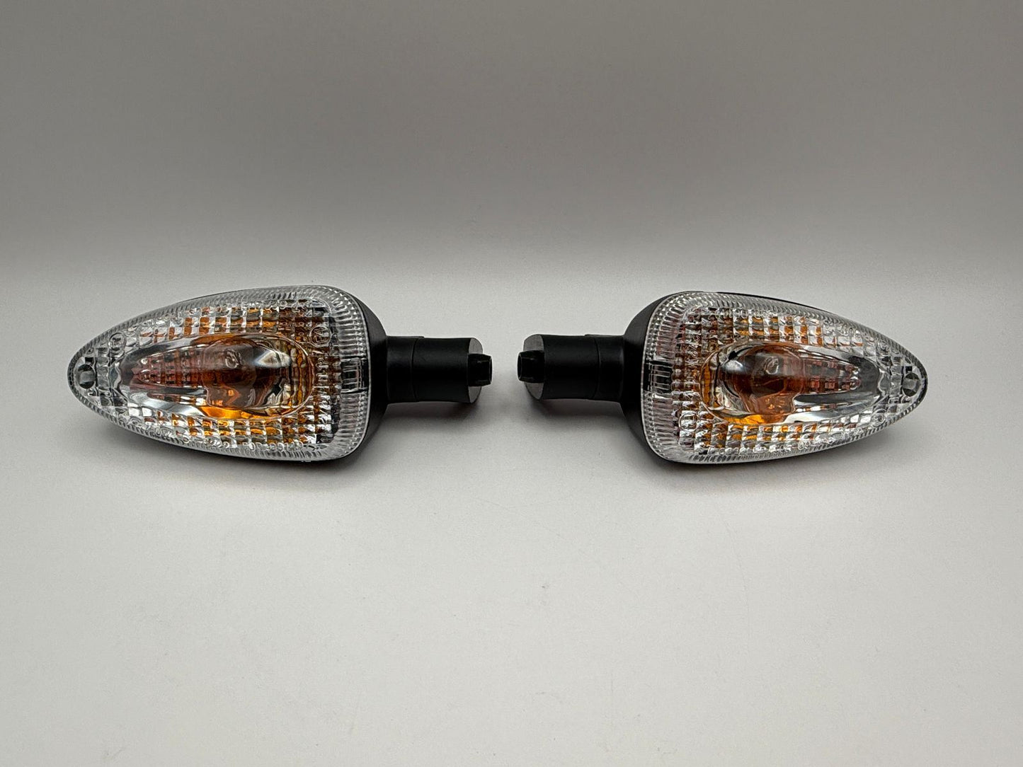 Indicator BMW OE Ref's 6313766771, 6313766772, 63137684950, 63137684528, 63137676316 Left & Right, Front or Rear (Clear Lens) Short Stem 20mm No wire